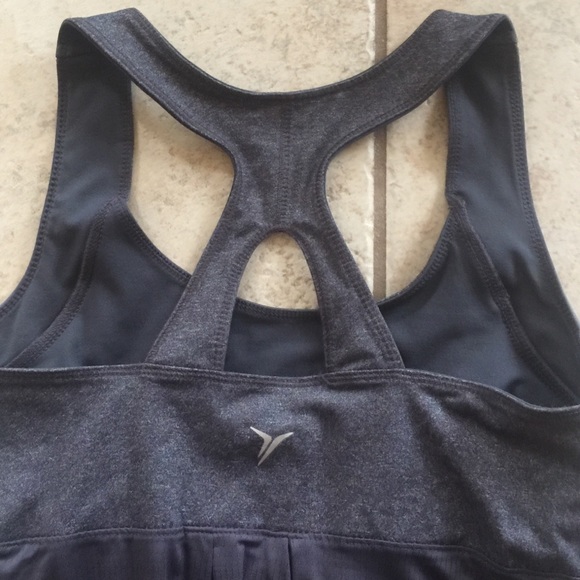 Old Navy Active Loose Top XS - Picture 6 of 6